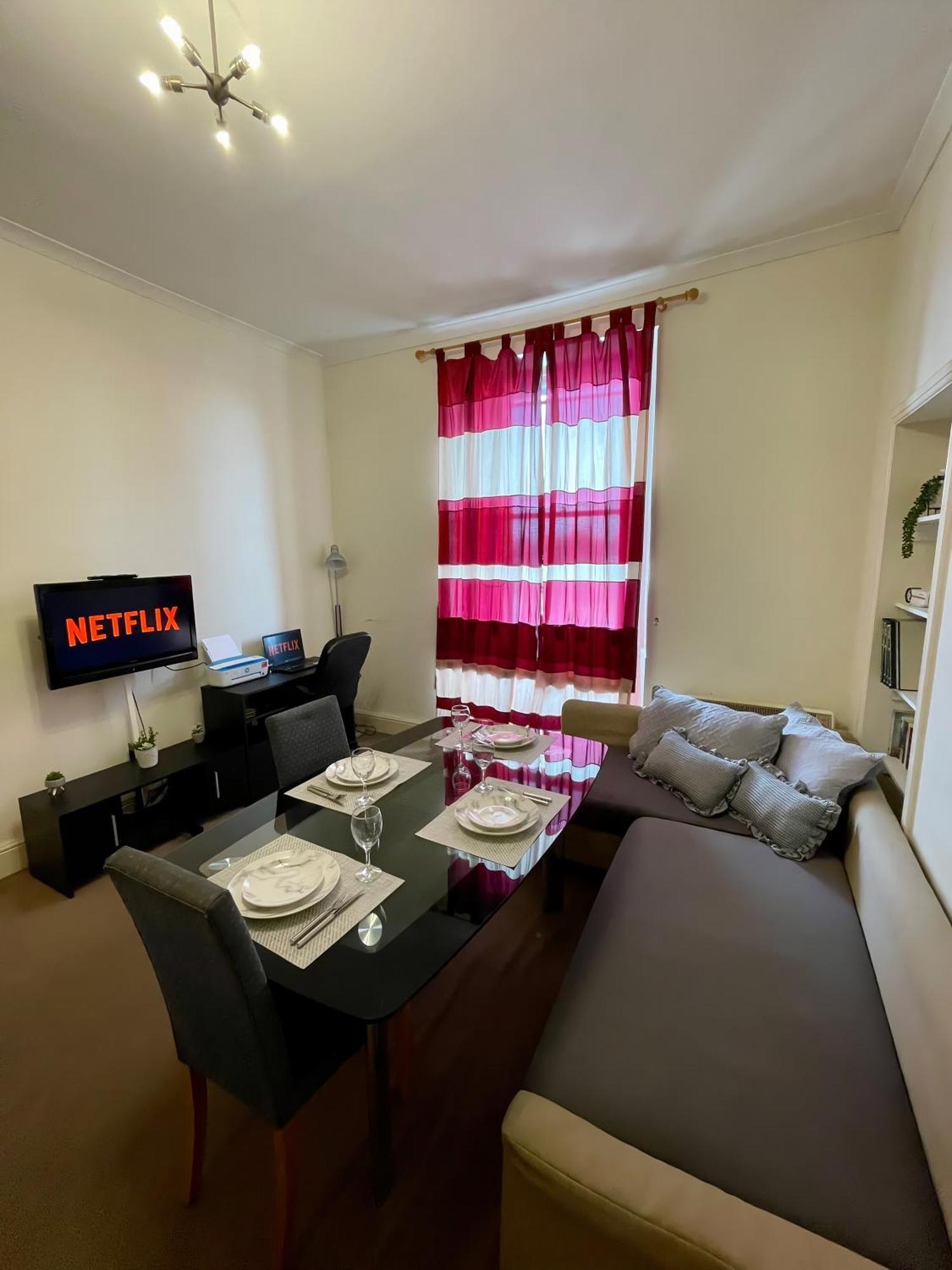Comfy 2 Bedroom Flat Near Edinburgh City Center Dış mekan fotoğraf